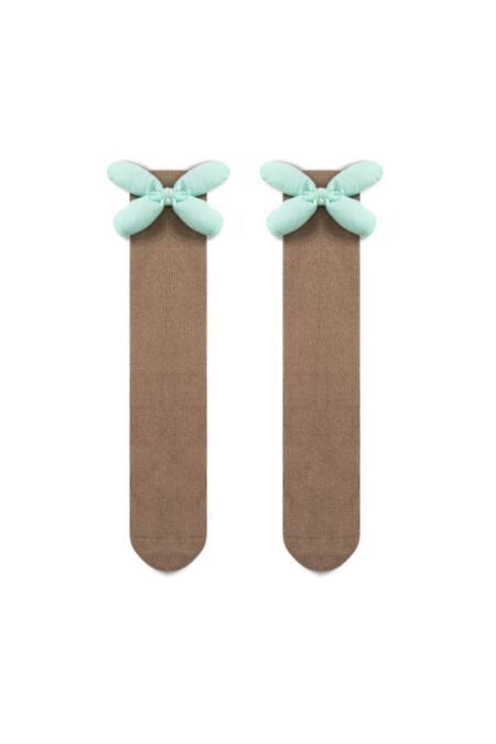 Calcetines marrones para niñas con lazo en forma de mariposa en color azul claro.